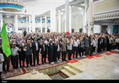 تجدید بیعت زائران شاهچراغ با آرمان‌های امام(ره)