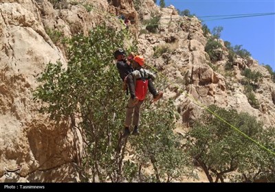 مانور عملیات نجات در کوهستان ویژه محیط‌بانان برگزار شد +تصاویر
