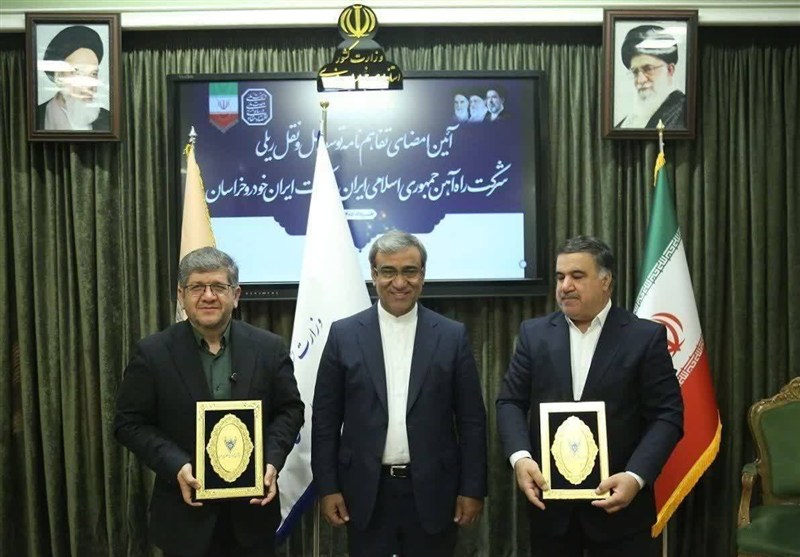 قطار , خراسان رضوی , اخبار استان خراسان رضوی , استاندار خراسان رضوی , استانداری خراسان رضوی , مشهد مقدس , اخبار مشهد , شرکت حمل و نقل ریلی رجا , حمل و نقل ریلی جمهوری اسلامی ایران ,