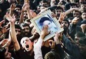 معمای حذف سکانس تشییع امام خمینی(ره) در پلتفرم‌ها؛ پاسخگوی مولف کیست؟