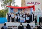 رونمایی از «درناهای قصه میناب»