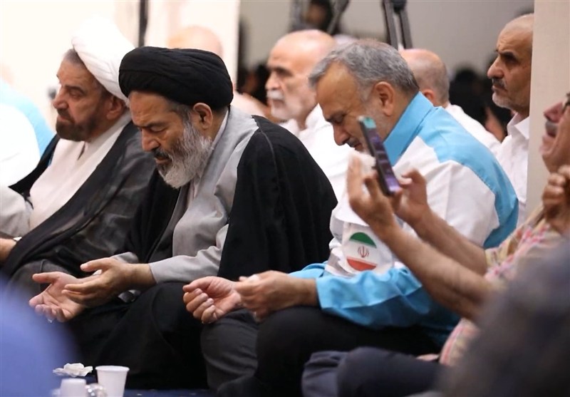 حال و هوای معنوی مکه در شب دعای کمیل