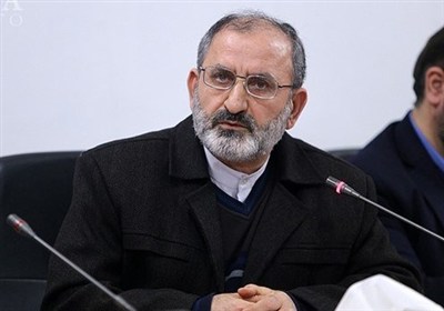 نگاهی به شاخصهای فلسفی سیاسی امام خمینی(ره)