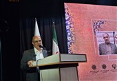 انجمن مفاخر کشف چهره‌های ماندگار را در برنامه دارد