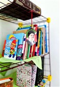 در راستای ترویج فرهنگ کتاب و کتابخوانی یک کتابخانه کوچیک بابیش از ۹۰عنوان جلد کتاب دراین مدرسه برای دانش اموزان ایجاد شد.
