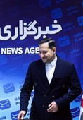 محمد جواد اینانلو مدیر موزه فرش ایران