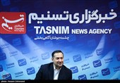 محمد جواد اینانلو مدیر موزه فرش ایران