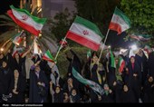 صدمین اجتماع شبانه بوشهری‌ها در میدان ثبت شد / نمایش اقتدار پهپادی در میدان امام (ره)
