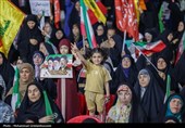 صدمین اجتماع شبانه بوشهری‌ها در میدان ثبت شد / نمایش اقتدار پهپادی در میدان امام (ره)