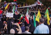 صدمین اجتماع شبانه بوشهری‌ها در میدان ثبت شد / نمایش اقتدار پهپادی در میدان امام (ره)