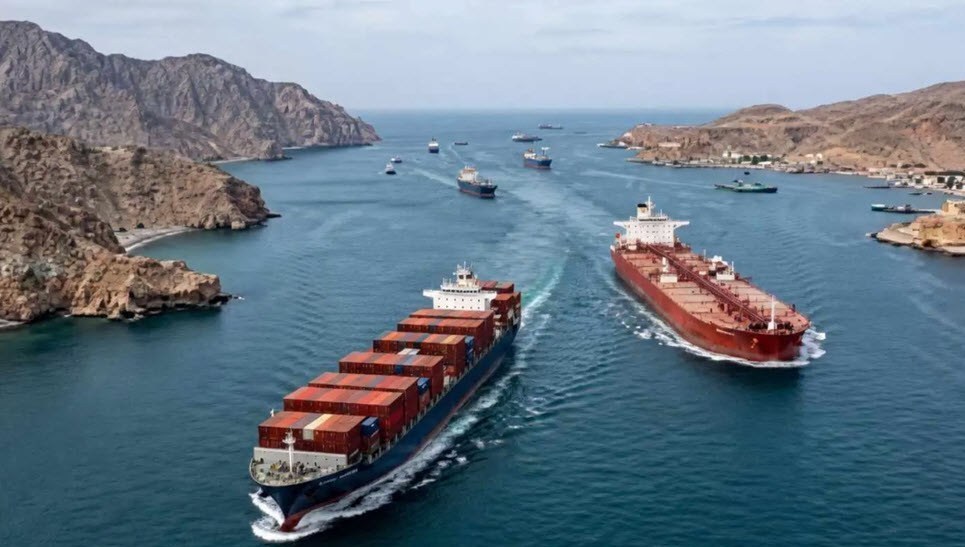 مضيق هرمز , الخليج الفارسي , البحر الأحمر , السعودية , الإمارات العربية المتحدة , الكويت , العراق , قطر , سلطنة عمان , 