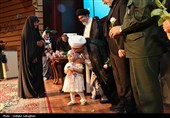 مراسم تجلیل و تکریم خانواده‌های شهدای جنگ رمضان در البرز