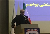 حل مشکلات مالیاتی مناطق آزاد در دستور کار مجلس