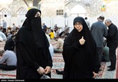 همسر و فرزند وزیر امور خارجه شهید حسین امیرعبداللهیان در آستان مقدس حضرت عبدالعظیم الحسنی(ع)