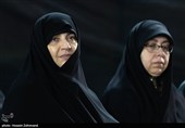 همسر سردار سپهبد شهید حاج حسین سلامی در مراسم نخستین سالگرد شهادت سردار سپهبد شهید حاج حسین سلامی در حاشیه مراسم نخستین سالگرد شهادت سردار سپهبد شهید حسین سلامی