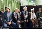 سردار ولی‌زاده فرمانده سپاه سیدالشهدا(ع) استان تهران  و حسین شریعتمداری، مدیرمسئول روزنامه کیهان، در حاشیه مراسم نخستین سالگرد شهادت سپهبد شهید حاج حسین سلامی