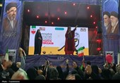 بعثت هنرمندان گلستانی در حماسه خیابان