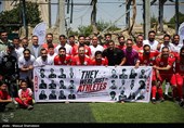 دیدار دوستانه تیم فوتبال پیشکسوتان پرسپولیس و استقلال و اصحاب هنر و رسانه