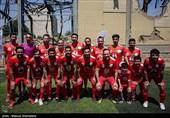 دیدار دوستانه تیم فوتبال پیشکسوتان پرسپولیس و استقلال و اصحاب هنر و رسانه