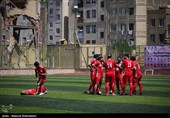 دیدار دوستانه تیم فوتبال پیشکسوتان پرسپولیس و استقلال و اصحاب هنر و رسانه