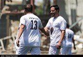دیدار دوستانه تیم فوتبال پیشکسوتان پرسپولیس و استقلال و اصحاب هنر و رسانه