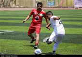 دیدار دوستانه تیم فوتبال پیشکسوتان پرسپولیس و استقلال و اصحاب هنر و رسانه