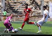 دیدار دوستانه تیم فوتبال پیشکسوتان پرسپولیس و استقلال و اصحاب هنر و رسانه