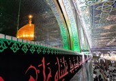 ببینید: مراسم باشکوه تعویض پرچم گنبد حرم امام حسین(ع)