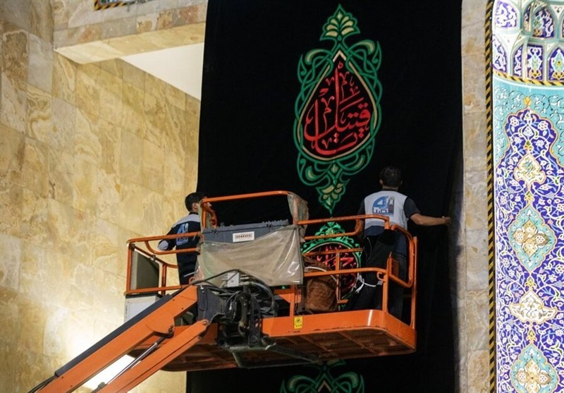 حرم امام حسین(ع) سیاه‌پوش شد