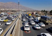 تخریب ساخت‌وساز غیرمجاز در آزادراه کرج-قزوین؛آزادسازی 40 هزار مترمربع