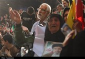 کفن‌پوشان دیار 15 خرداد در رواق کشور دوست با رهبر انقلاب بیعت کردند