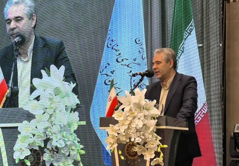آذربایجان شرقی قطب صنایع دستی می‌شود/ تشکیل تشکل حرفه‌ای هنرمندان