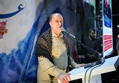 عزت و شرف ما در حرکت در مسیر رهبر انقلاب است