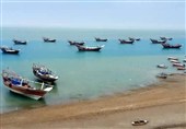 وزش باد و افزایش تلاطم خلیج‌فارس در سواحل بوشهر