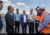 بازدید معاون عمرانی استانداری از بهسازی آزادراه زنجان-تبریز