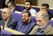 حضور مرتضی طاهری در آیین گرامیداشت علیرضا بکایی و رونمایی از کتاب مجله سلوک مؤمنانه
