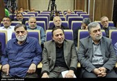 از راست : سردار حسین اشتری ، حمیدرضا مقدم‌فر، مشاور فرمانده سپاه و مصطفی آجرلو در آیین گرامیداشت علیرضا بکایی و رونمایی از کتاب مجله سلوک مؤمنانه