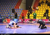 نخستین روز رقابت‌های بین‌المللی کشتی جام تختی در کرمان