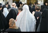 پرچم عزای سیدالشهدا(ع) در حرم حضرت عبدالعظیم(ع) برافراشته شد