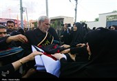 آئین تعویض پرچم گنبد حسینیه اعظم زنجان