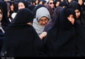 آئین تعویض پرچم گنبد حسینیه اعظم زنجان