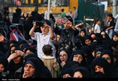 آئین تعویض پرچم گنبد حسینیه اعظم زنجان