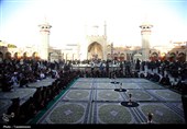 پرچم حرم بانوی کرامت به رنگ عزا درآمد