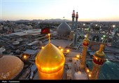 پرچم حرم بانوی کرامت به رنگ عزا درآمد