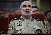 مراسم تجلیل و اهدای نشان فداکاری به خانواده‌های شهدا