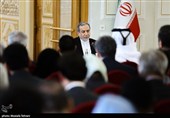 نشست وزیر امورخارجه با سفرا و روسای نمایندگی‌های خارجی و بین‌المللی