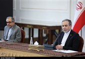 نشست وزیر امورخارجه با سفرا و روسای نمایندگی‌های خارجی و بین‌المللی