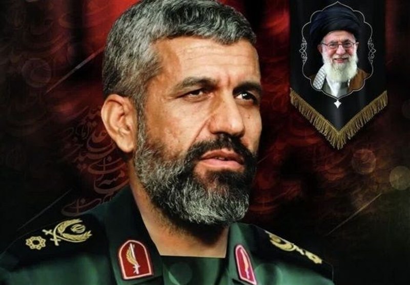 دیدار فرماندهان ارشد سپاه با خانواده شهید عبدالحمید رهبر