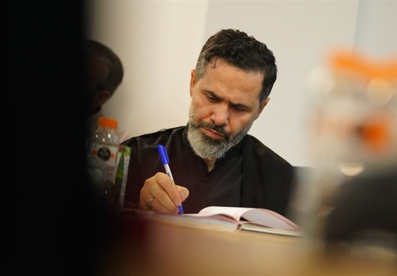 کتاب , تازههای نشر , جنگ , جنگ تحمیلی , شهید امام خامنه ای (ره) , آیت الله سید مجتبی خامنهای , امام خمینی , حوزه علمیه , حوزه پیشرو و سرآمد ,