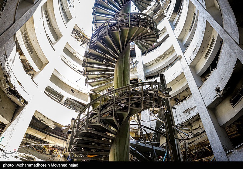 Journalists Visit Ruins of Iranian Space Research Center